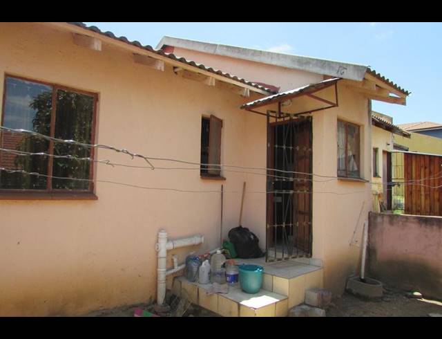 2 BEDROOM HOUSE FOR SALE IN KAMAGUGU